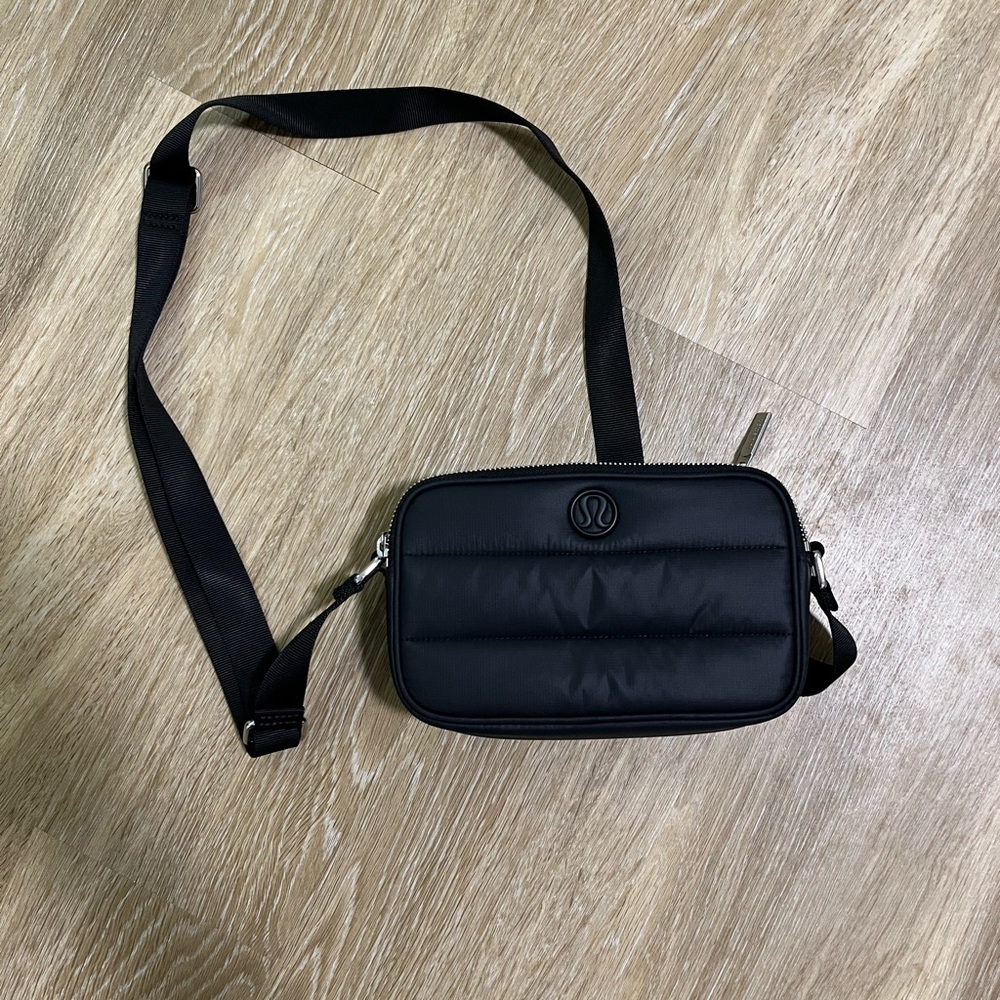 Lululemon Wunder Puff Crossbody